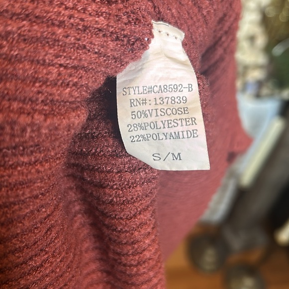 Debut Burnt Orange Tobacco Sz Small/ Medium Pockets in Front - Picture 5 of 5